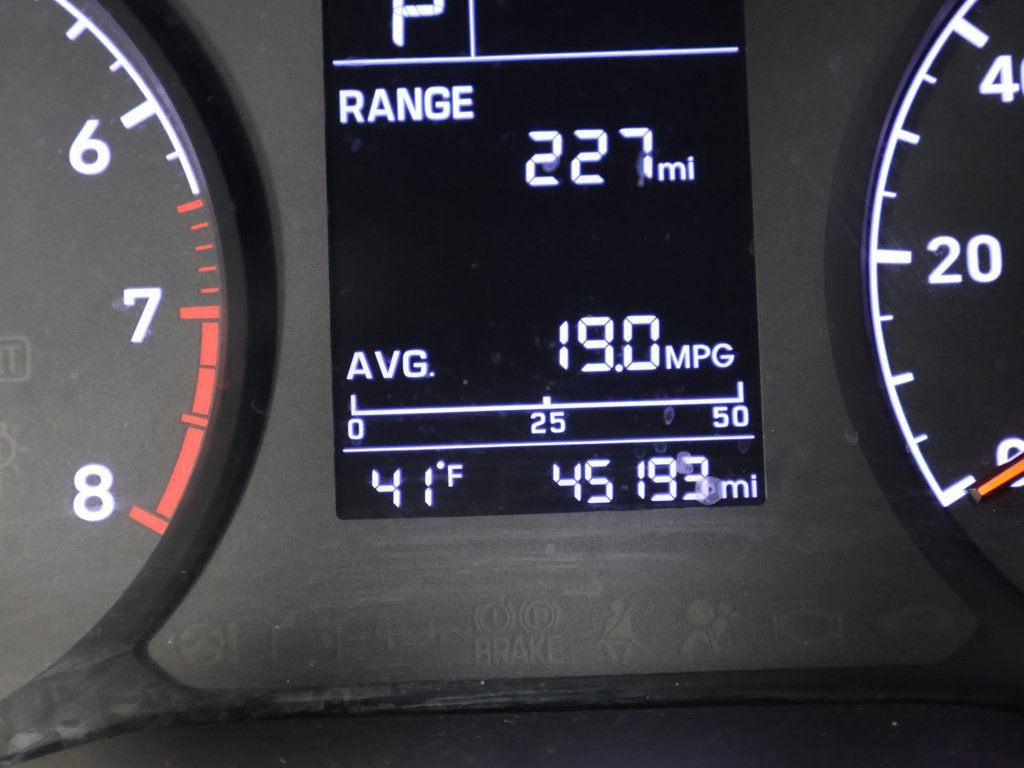 Used 2022 Hyundai Accent SEL image 34