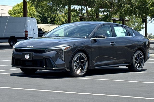 New 2026 Kia K4 GT-Line w/ GT-Line Premium Package FWD image 8