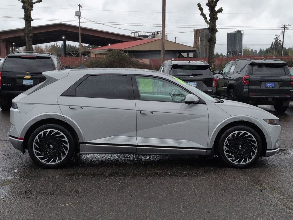 Used 2024 Hyundai Ioniq 5 Limited image 6