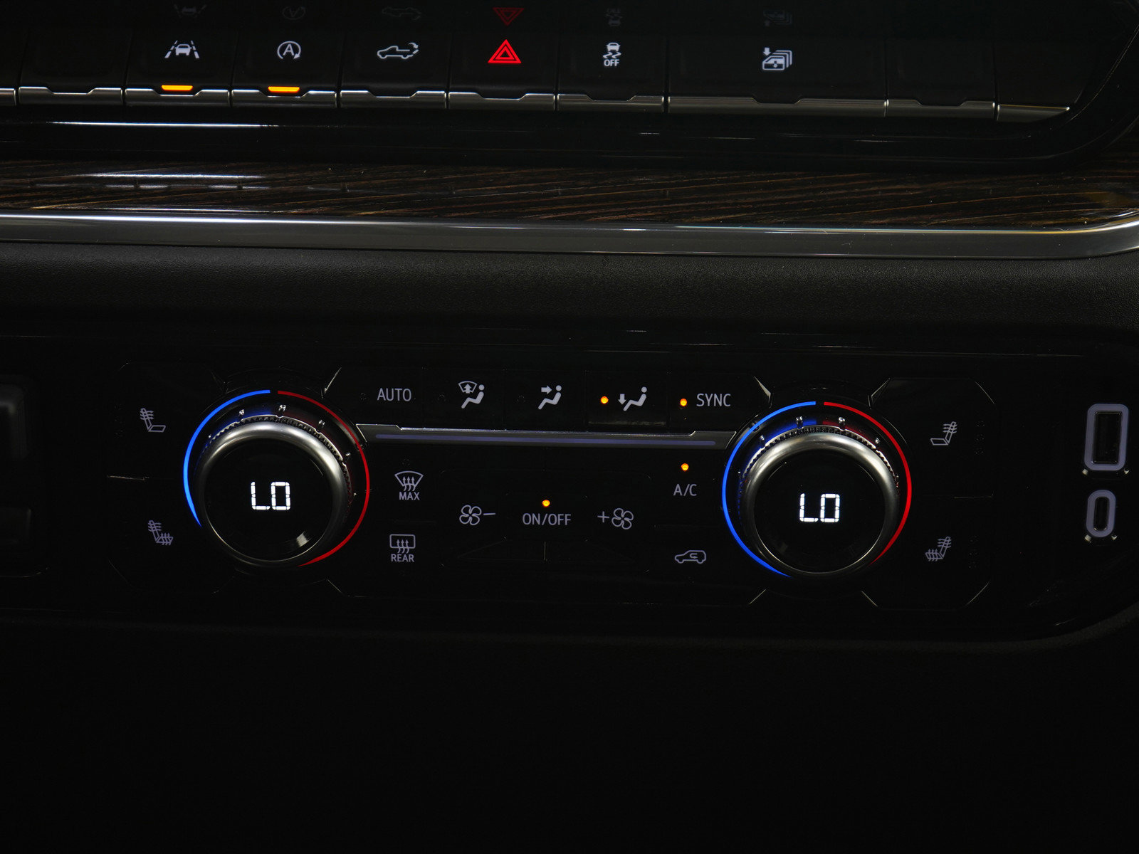 Used 2025 GMC Sierra 1500 Elevation AWD/4WD image 19