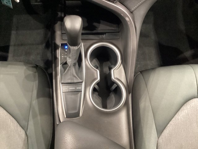 Used 2024 Toyota Camry LE FWD image 18