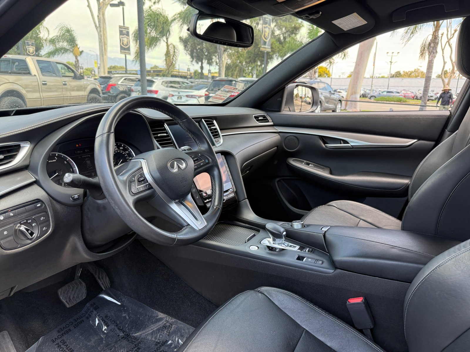 Used 2022 INFINITI QX50 Luxe w/ Appearance Package image 15