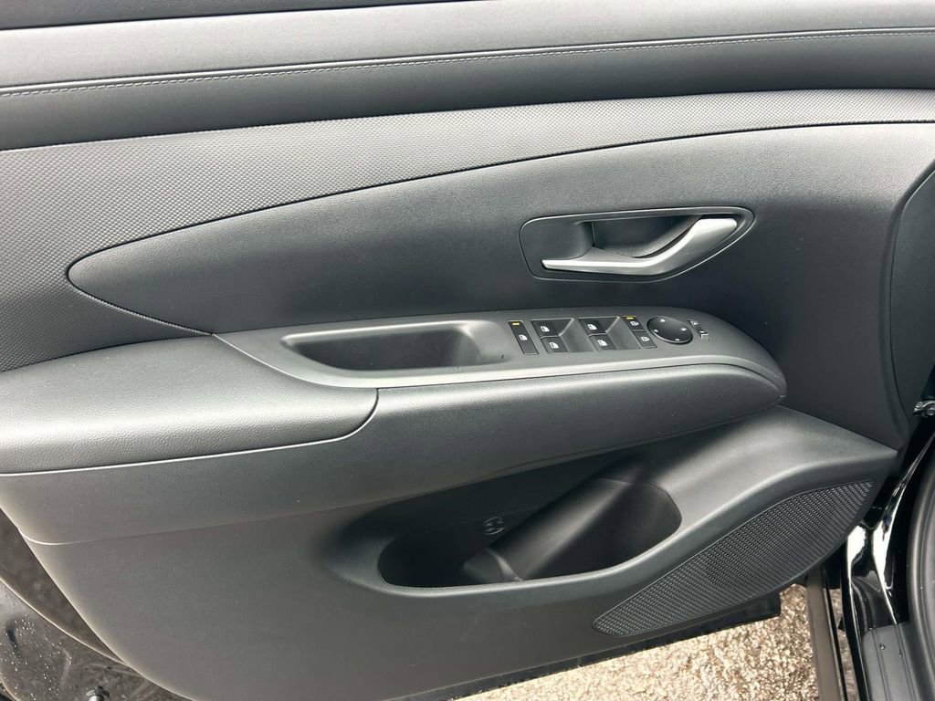 New 2026 Hyundai Tucson SEL image 17