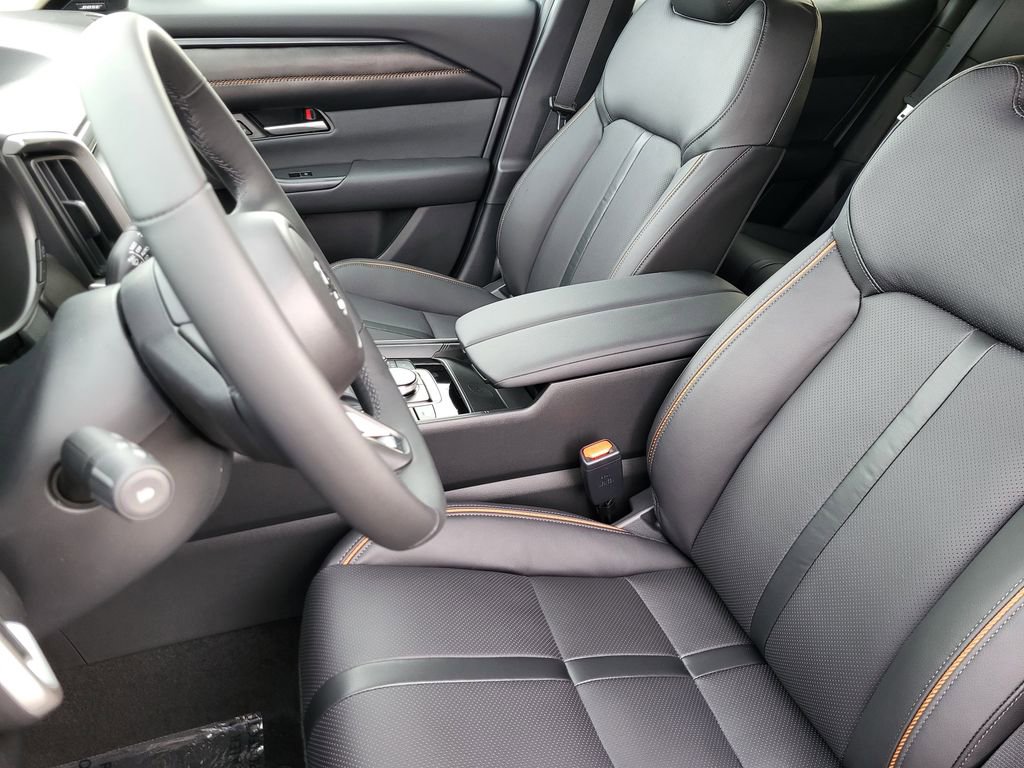 New 2026 MAZDA CX-50 AWD 2.5 Hybrid w/ Cargo Package image 4