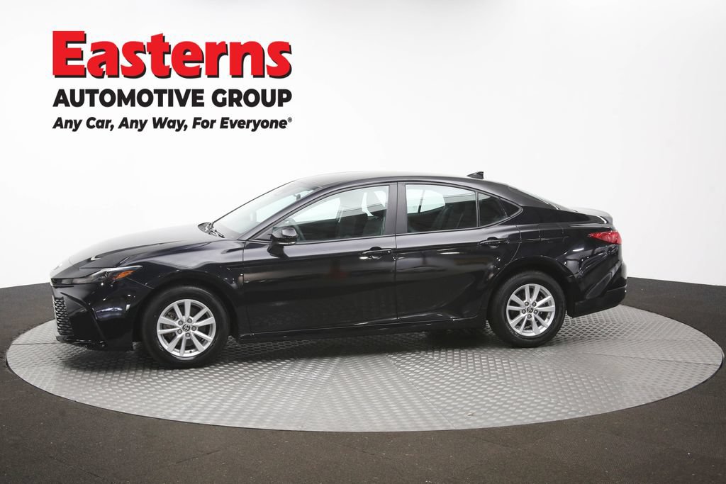 Used 2025 Toyota Camry LE FWD image 58