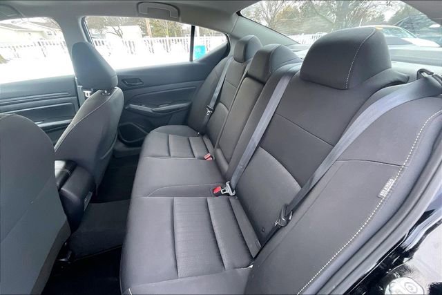 Used 2024 Nissan Altima 2.5 SV image 26