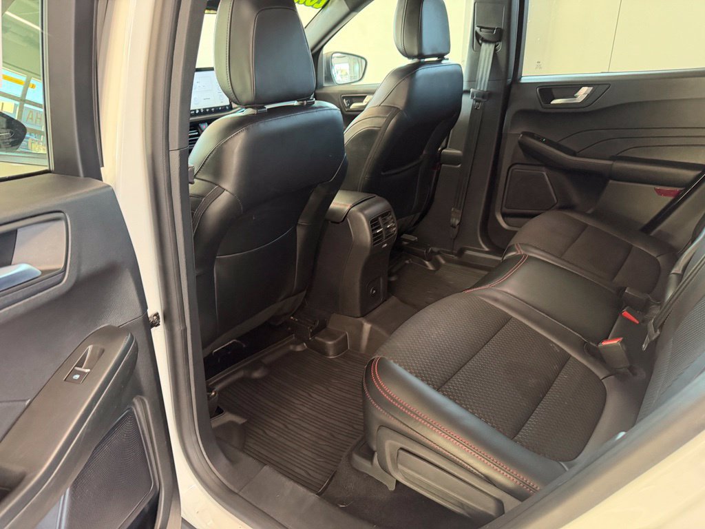 Certified 2023 Ford Escape ST-Line w/ Equipment Group 301A AWD/4WD image 19