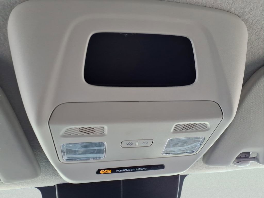 Used 2024 Ford Transit 250 Low Roof w/ Exterior Upgrade Package image 28