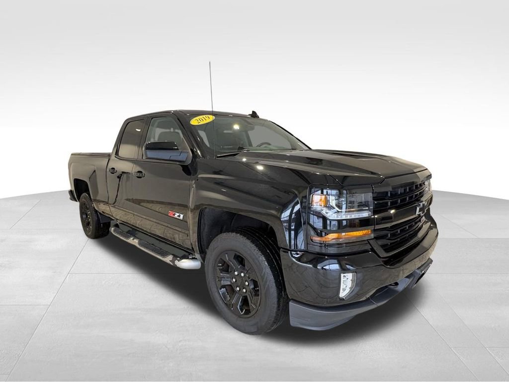 Used 2019 Chevrolet Silverado 1500 LT w/ All Star Edition image 10
