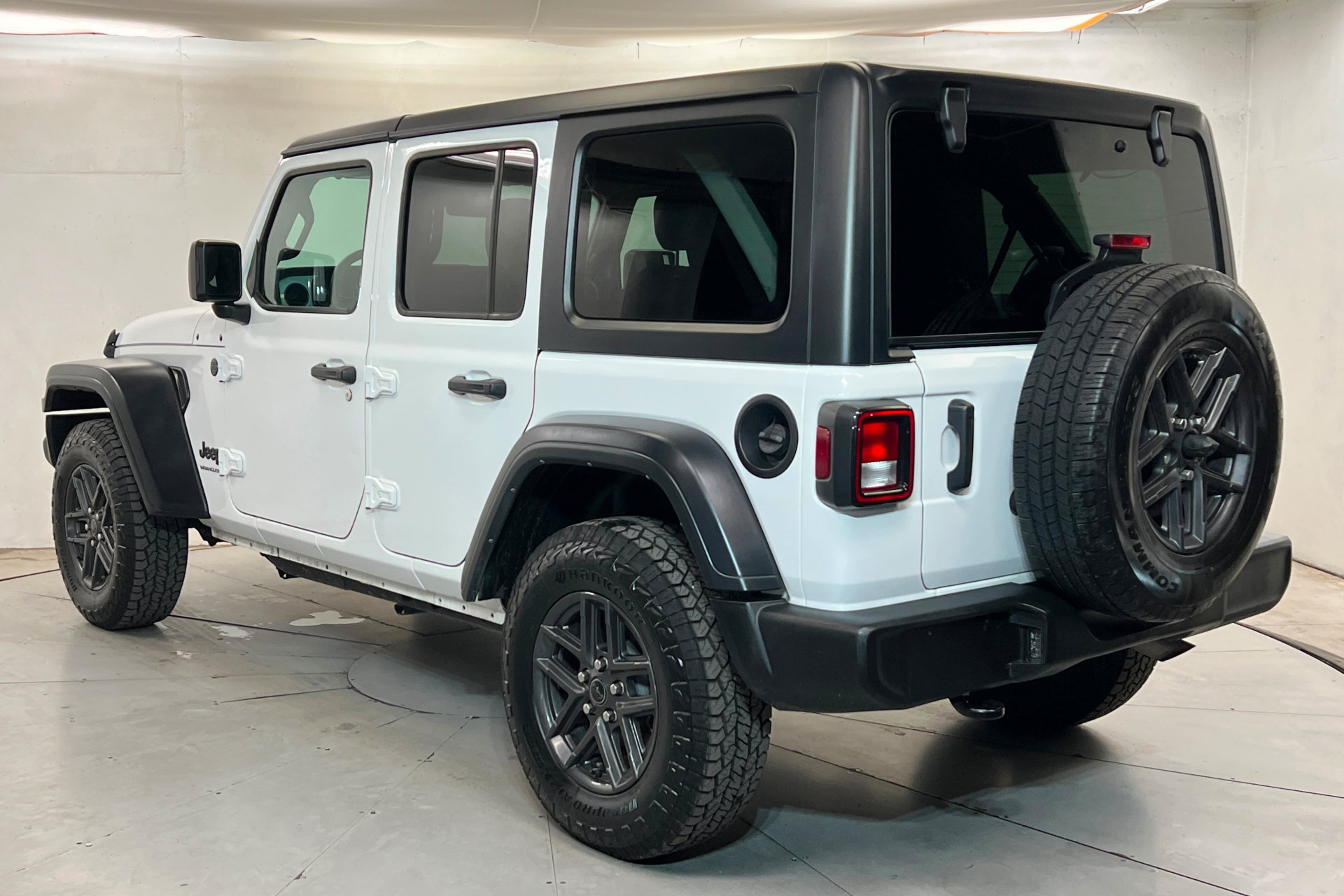 Certified 2024 Jeep Wrangler Unlimited Sport AWD/4WD image 3