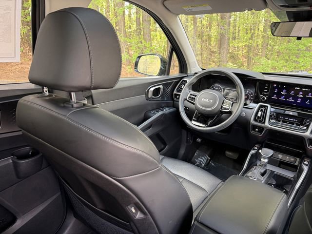 Certified 2023 Kia Sorento S w/ Panoramic Sunroof Package FWD image 40