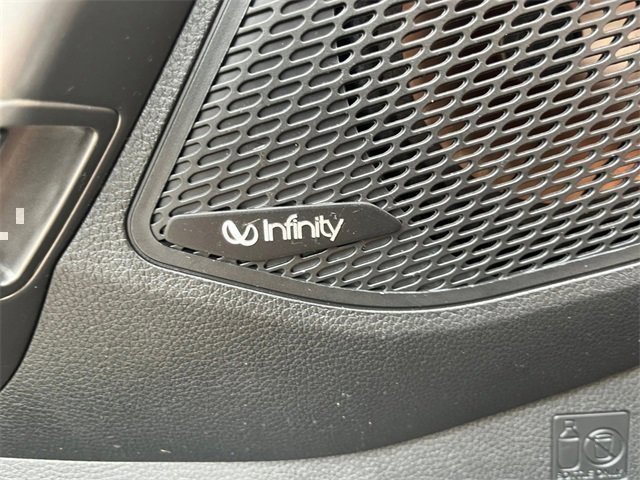 Used 2018 Hyundai Santa Fe Limited image 17