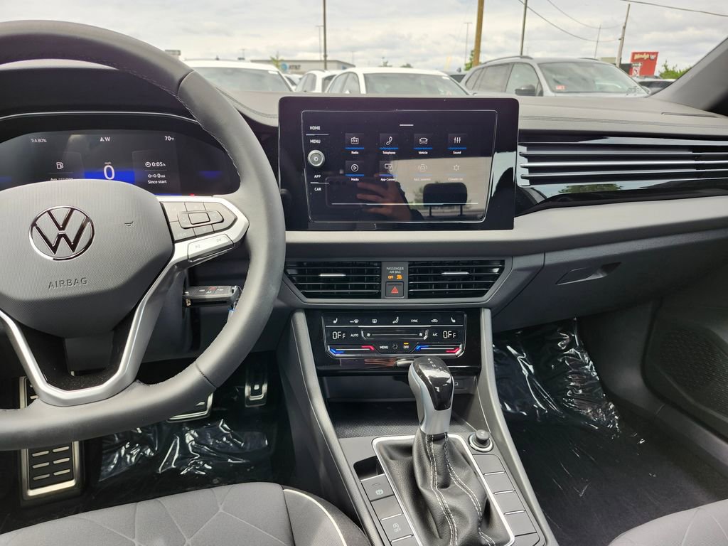 New 2025 Volkswagen Jetta Sport image 24