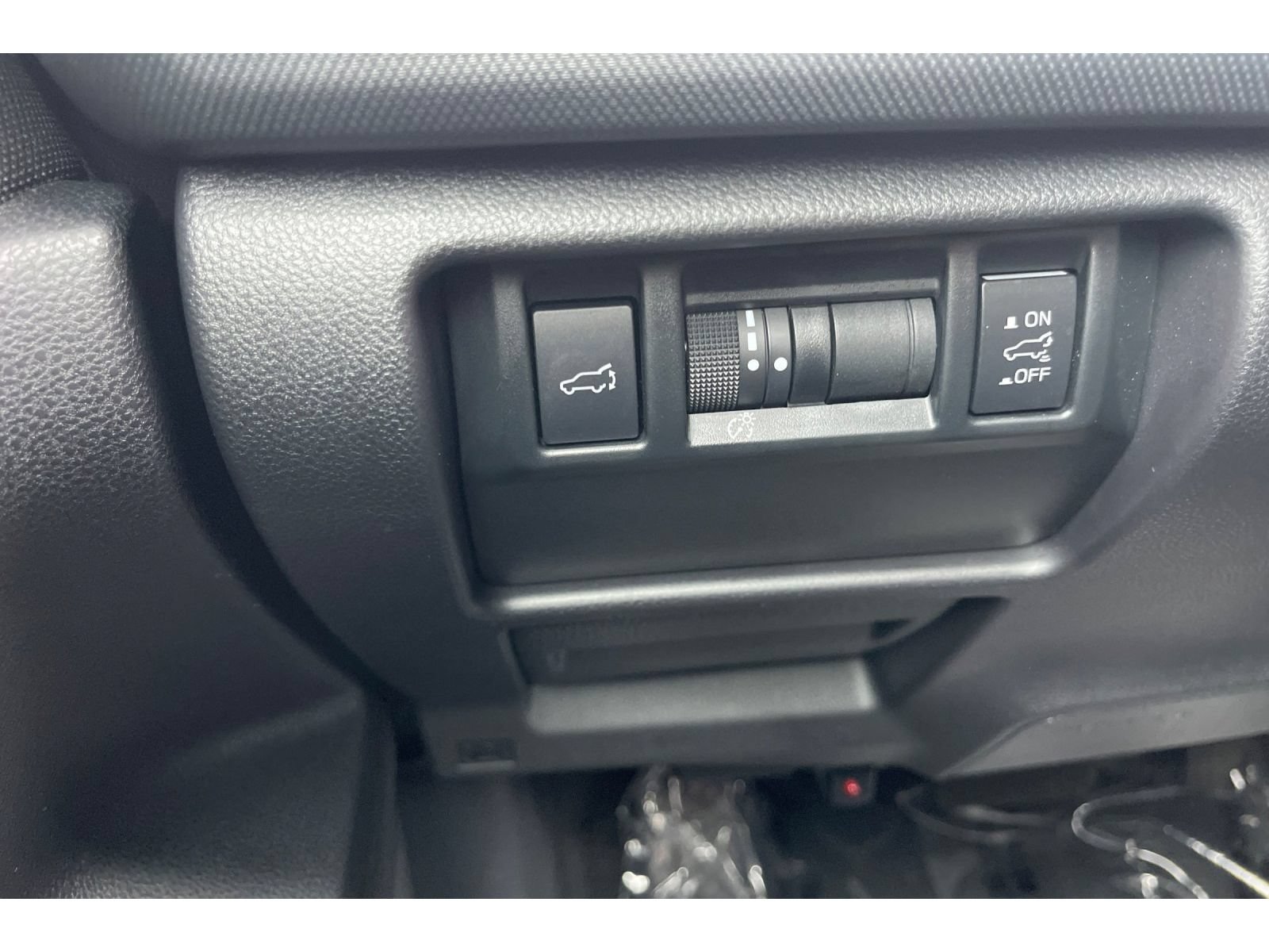 Certified 2026 Subaru Forester Premium AWD/4WD image 39