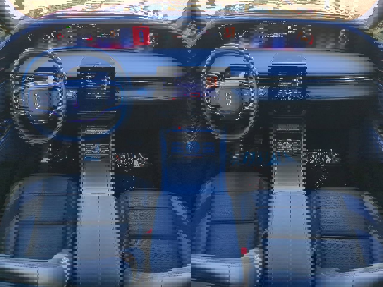 Certified 2024 Lincoln Nautilus Reserve w/ Jet Appearance Package (87T) image 15