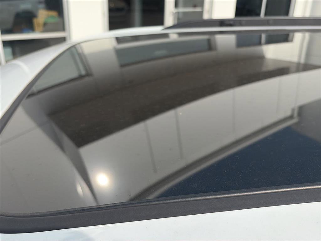 Used 2024 Jeep Grand Cherokee L Limited w/ Trailer Tow Package image 12