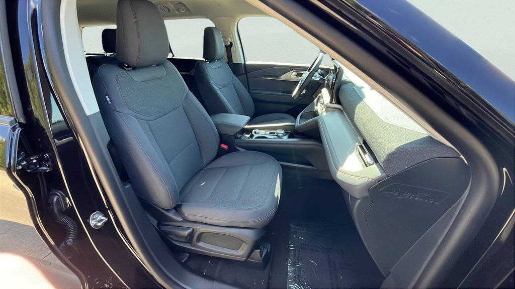 New 2026 Ford Explorer Active AWD/4WD image 22