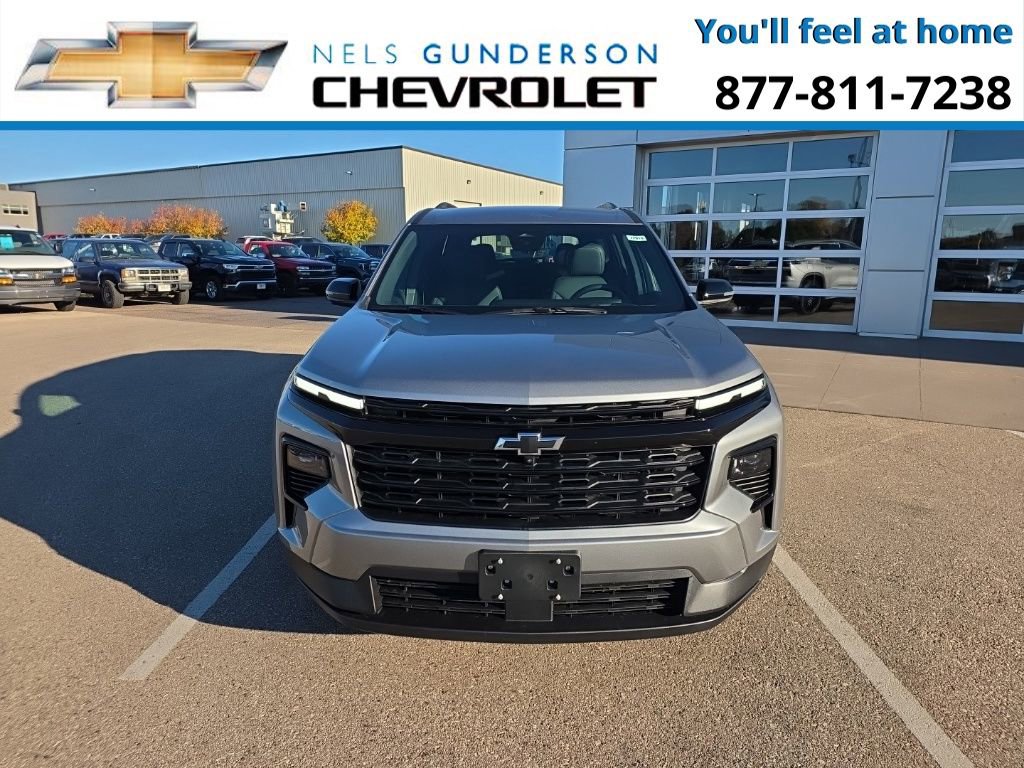 New 2026 Chevrolet Traverse LT w/ Midnight/Sport Edition image 2