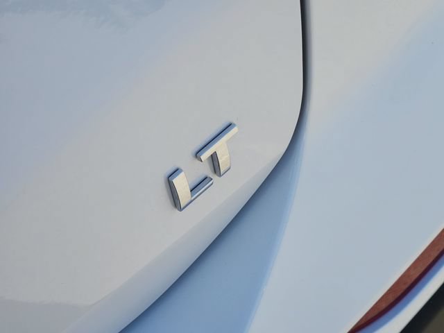 Used 2023 Chevrolet Equinox LT FWD image 9