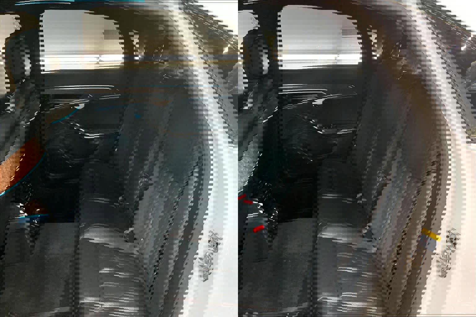 Used 2021 Audi A8 L 3.0T w/ Executive Plus Package image 28