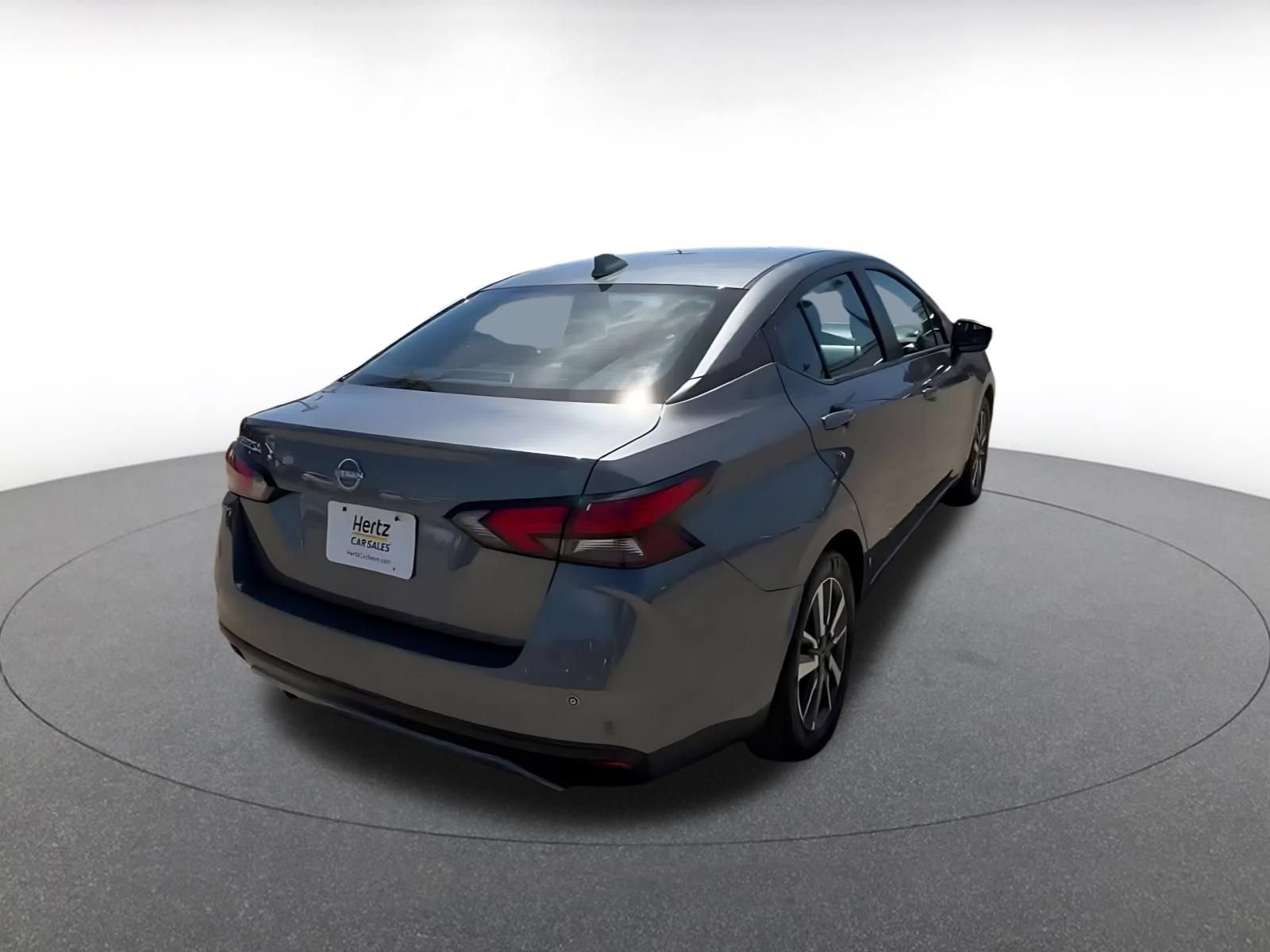 Used 2025 Nissan Versa SV FWD image 14