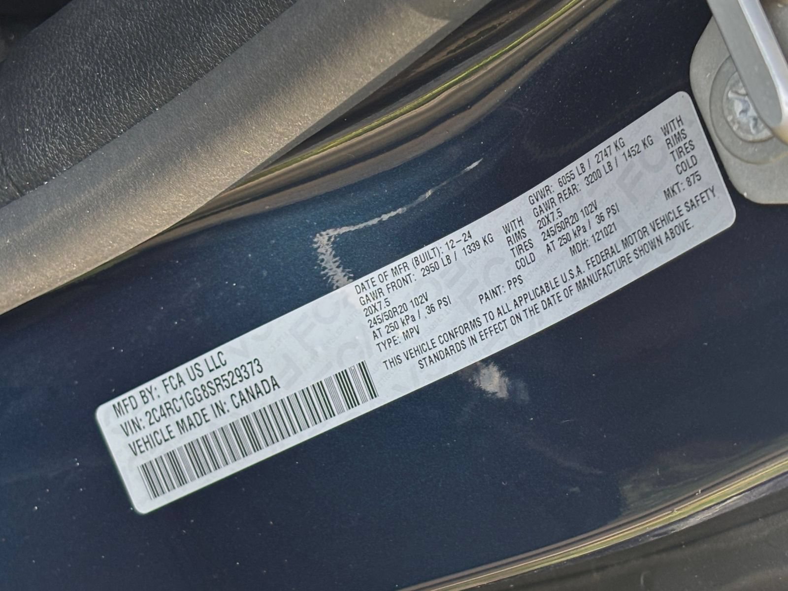 Used 2025 Chrysler Pacifica Limited FWD image 33