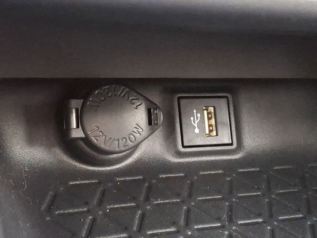 Used 2023 Toyota RAV4 XLE image 21