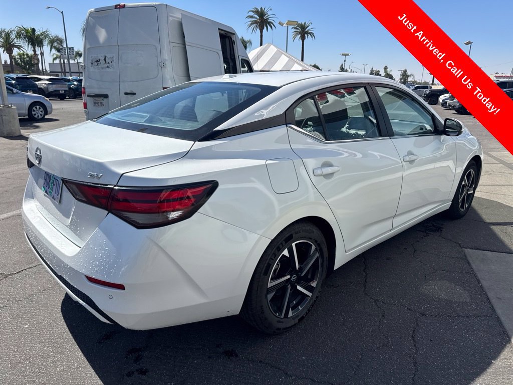 Used 2024 Nissan Sentra SV FWD image 4
