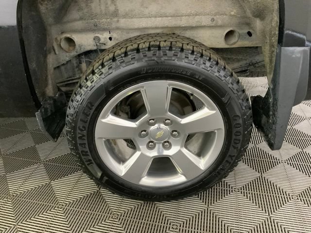 Used 2018 Chevrolet Silverado 1500 LT w/ All Star Edition AWD/4WD image 12