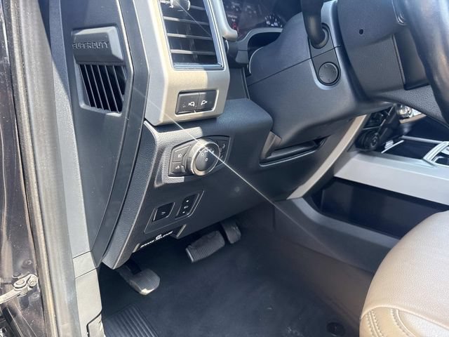 Used 2022 Ford F250 Lariat w/ Lariat Ultimate Package AWD/4WD image 27