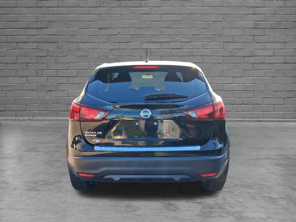 Used 2017 Nissan Rogue Sport S w/ S Appearance Package FWD image 9