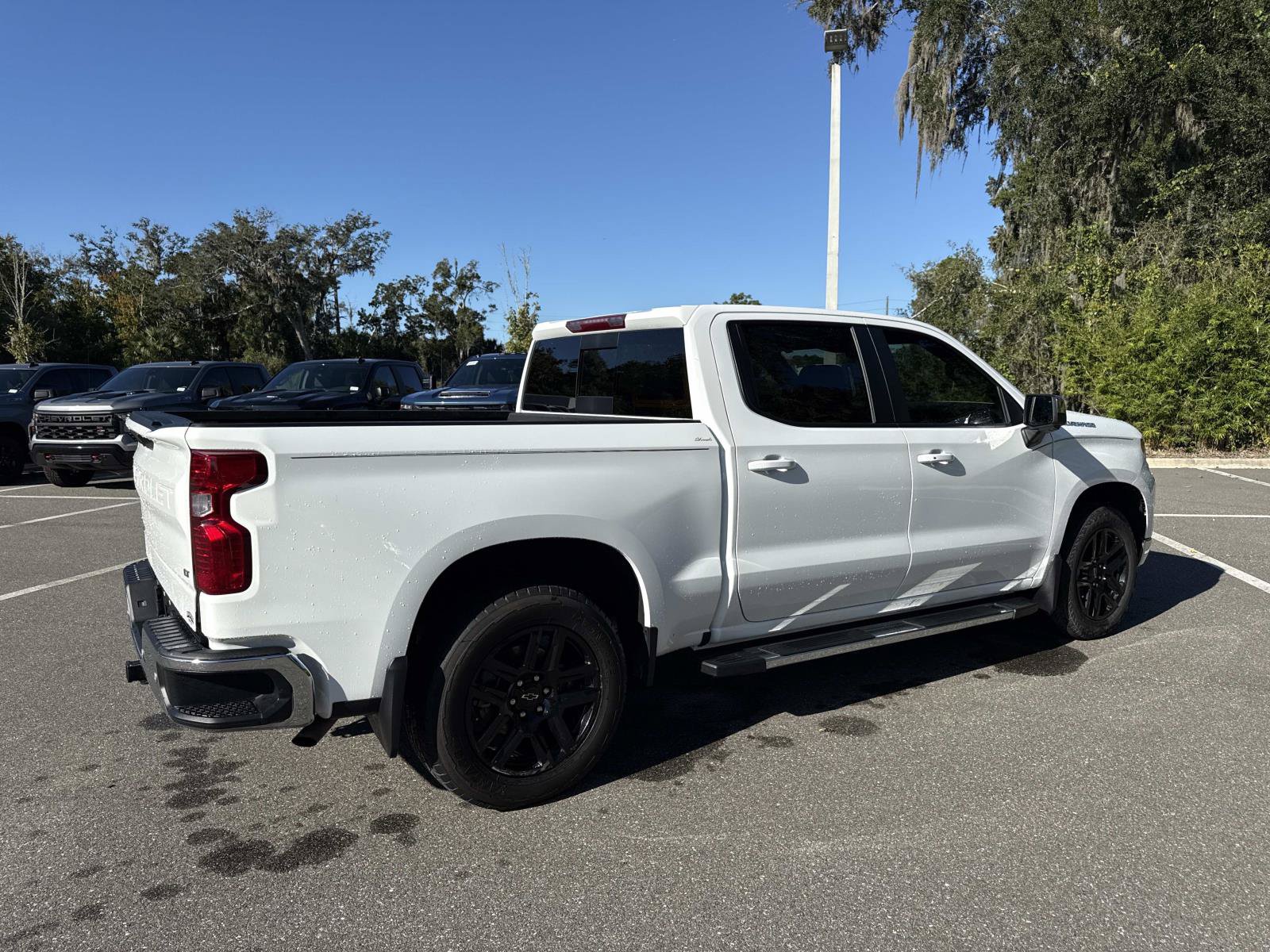Used 2025 Chevrolet Silverado 1500 LT w/ Safety Package RWD image 3