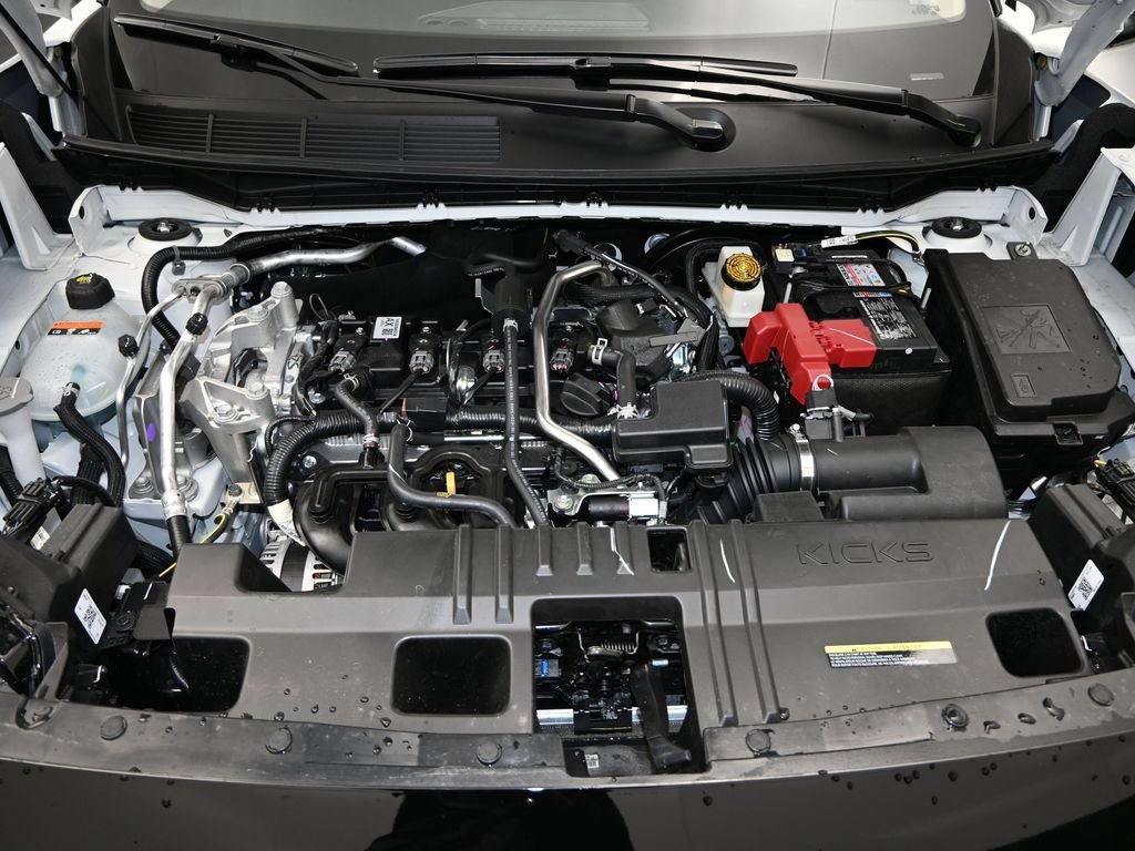 New 2026 Nissan Kicks SR w/ Cold Weather Package FWD image 23