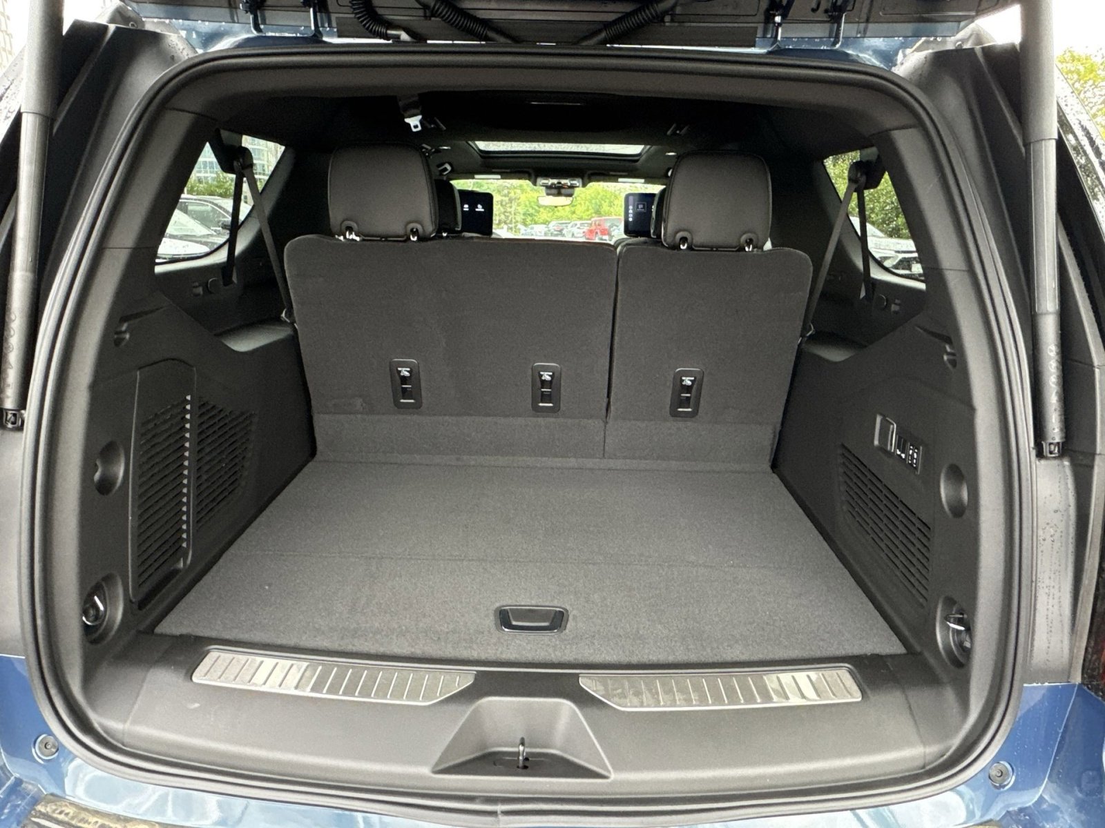 New 2026 GMC Yukon XL Denali Ultimate AWD/4WD image 26