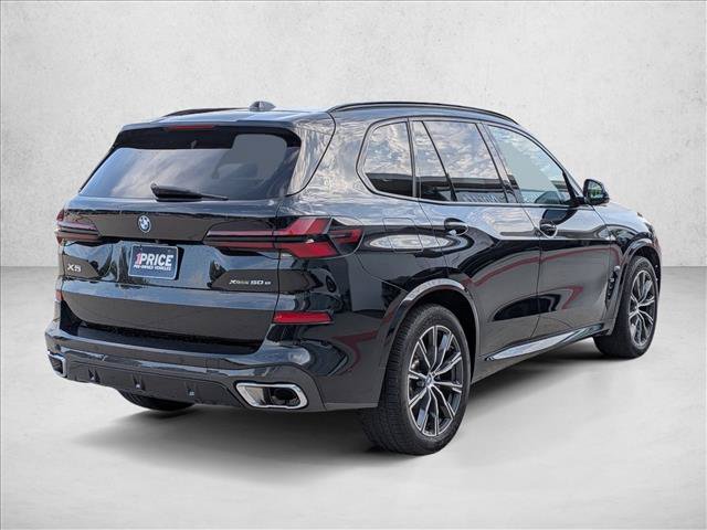 Used 2024 BMW X5 xDrive50e w/ Executive Package AWD/4WD image 4