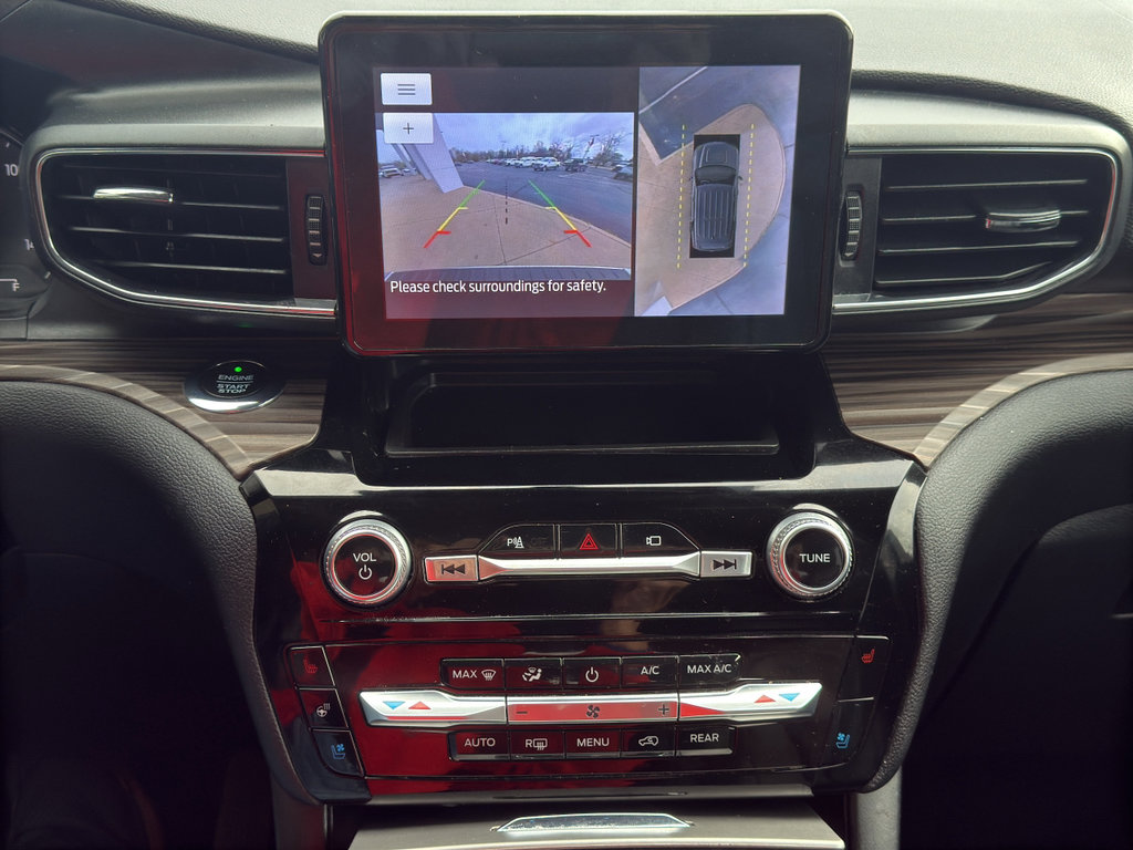 Used 2021 Ford Explorer Limited w/ Equipment Group 301A image 18