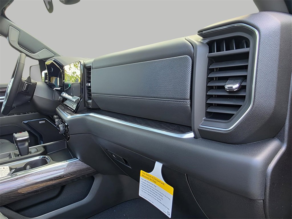 New 2026 Chevrolet Silverado 1500 LTZ w/ LTZ Premium Package image 15
