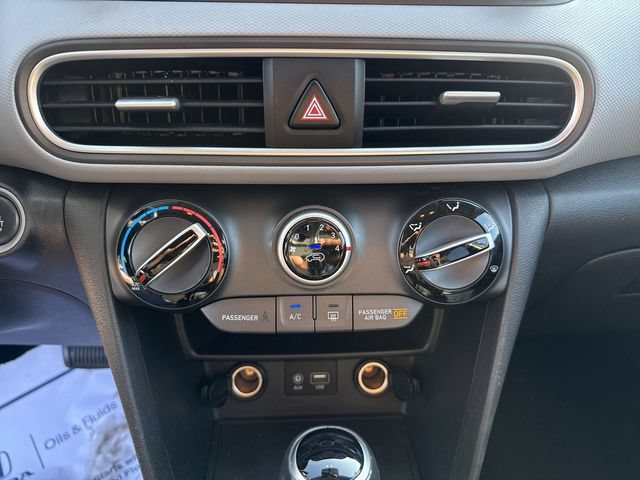 Used 2018 Hyundai Kona SEL AWD/4WD image 19