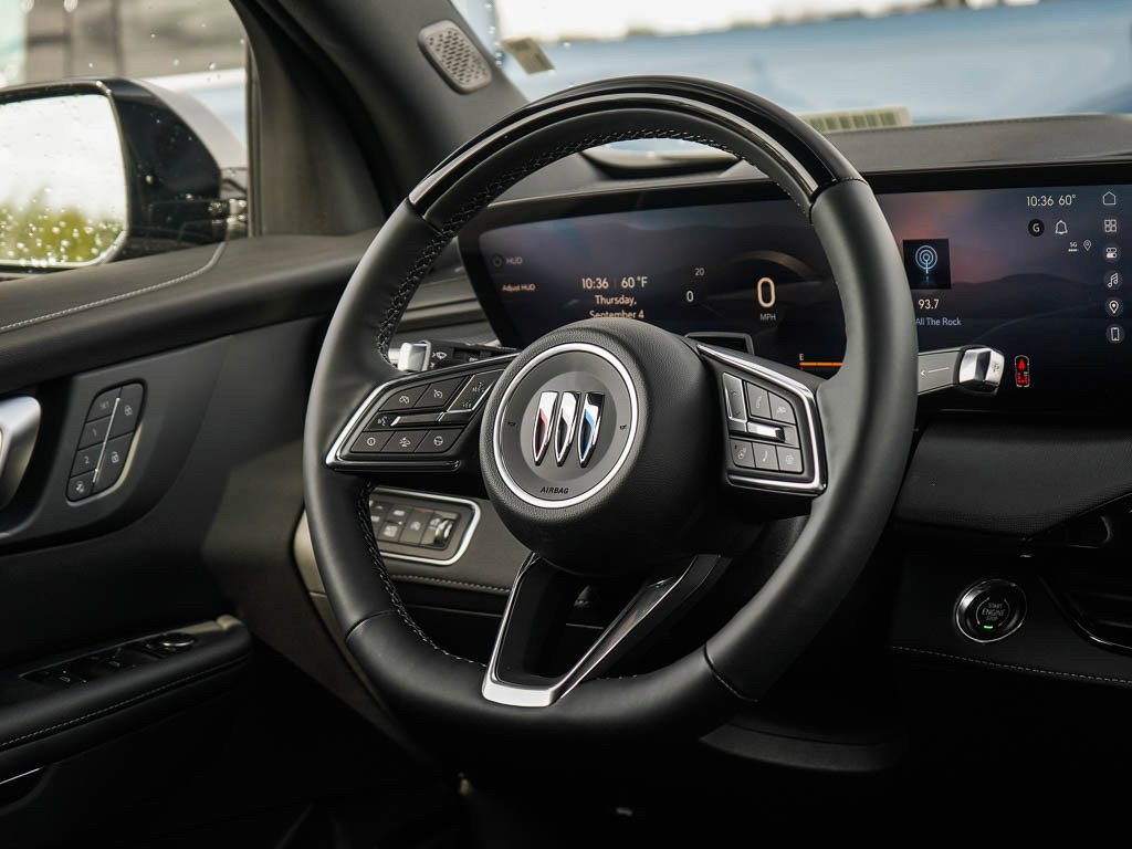 New 2026 Buick Enclave Sport Touring w/ Super Cruise Package image 17