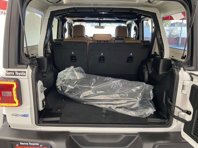 Used 2023 Jeep Wrangler Unlimited Sahara w/ Cold Weather Group image 12