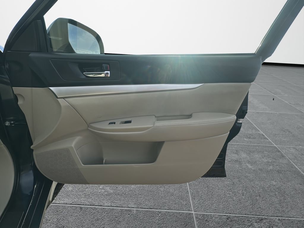 Used 2012 Subaru Outback 2.5i Premium w/ All-Weather Pkg image 34
