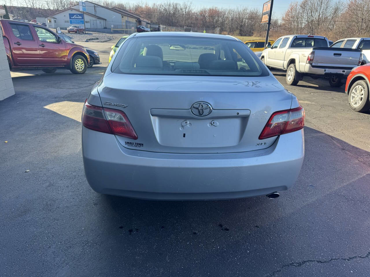Used 2007 Toyota Camry XLE FWD image 8