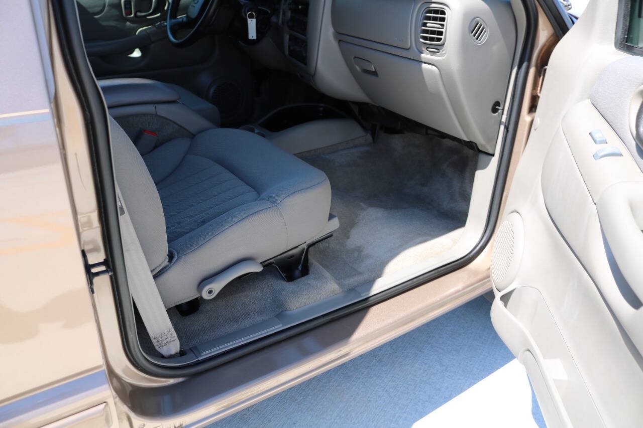 Used 2004 Chevrolet Blazer LS w/ Preferred Equipment Group AWD/4WD image 49