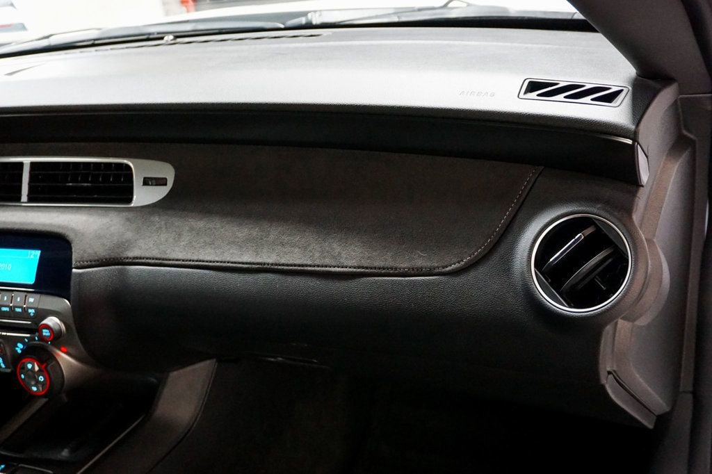 Used 2015 Chevrolet Camaro Z/28 image 33