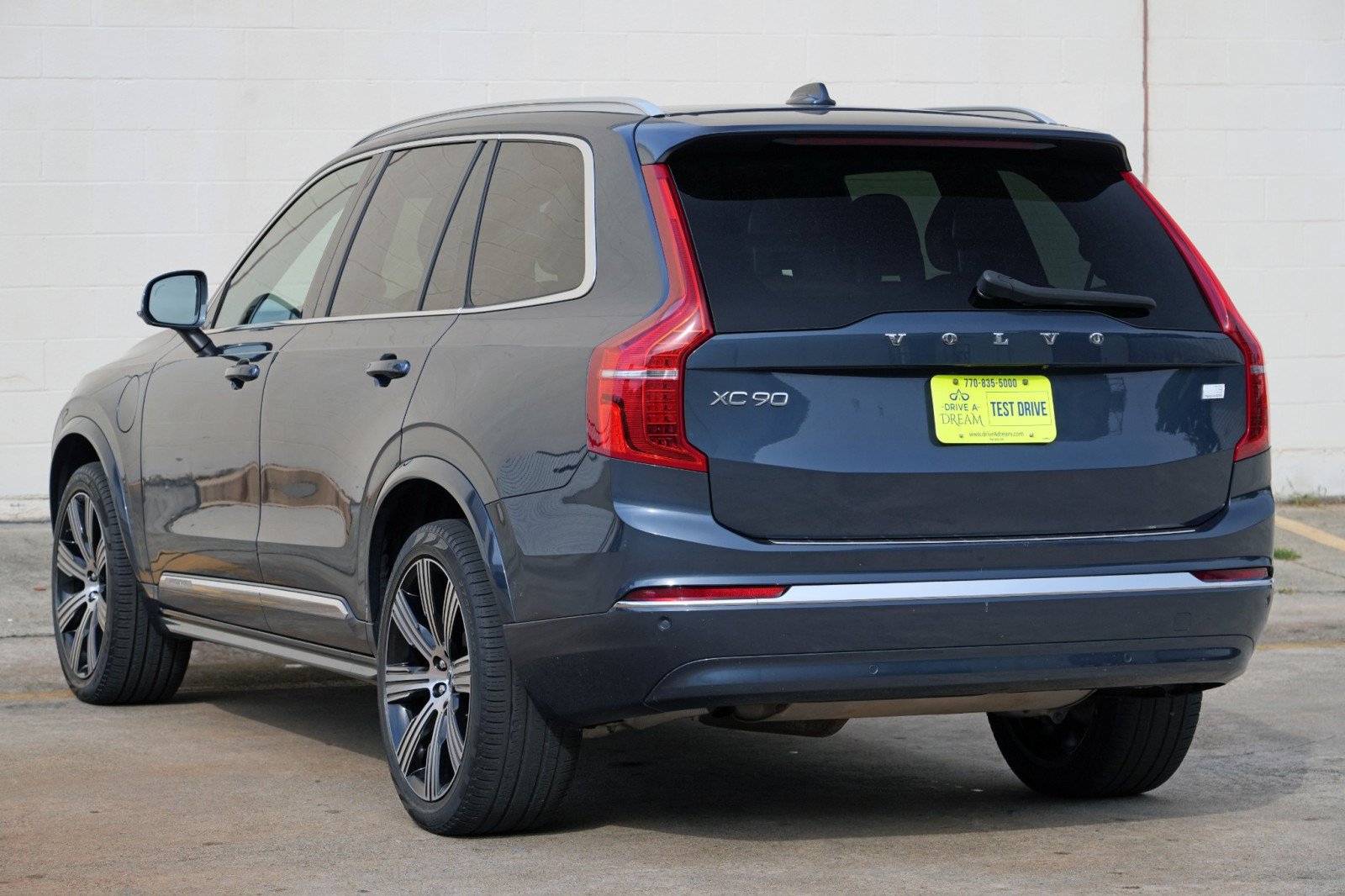 Used 2023 Volvo XC90 T8 Core AWD/4WD image 53