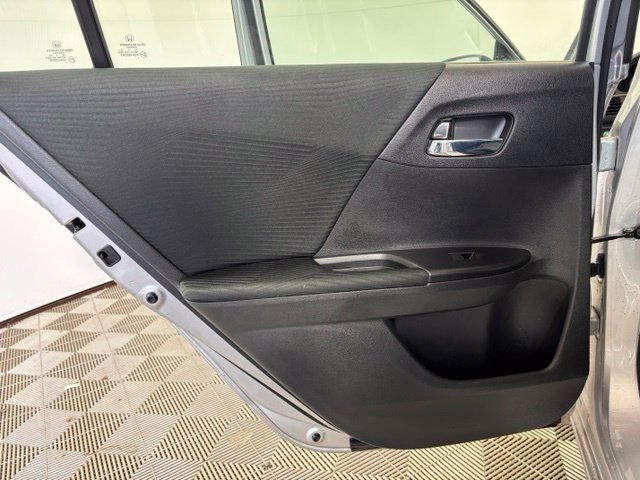 Used 2015 Honda Accord LX image 20