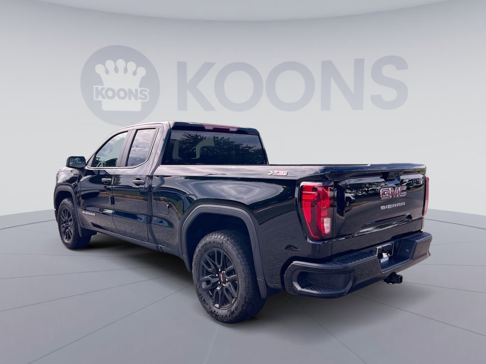 New 2026 GMC Sierra 1500 Pro w/ Graphite Edition image 4