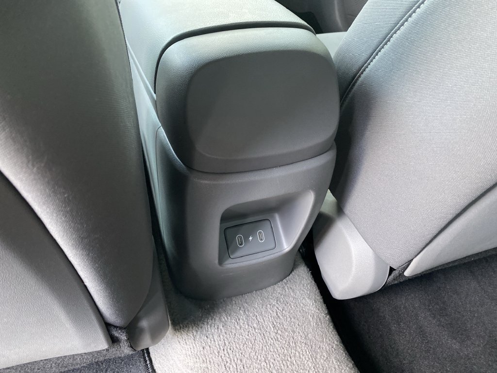 Certified 2026 Hyundai Elantra SEL FWD image 28