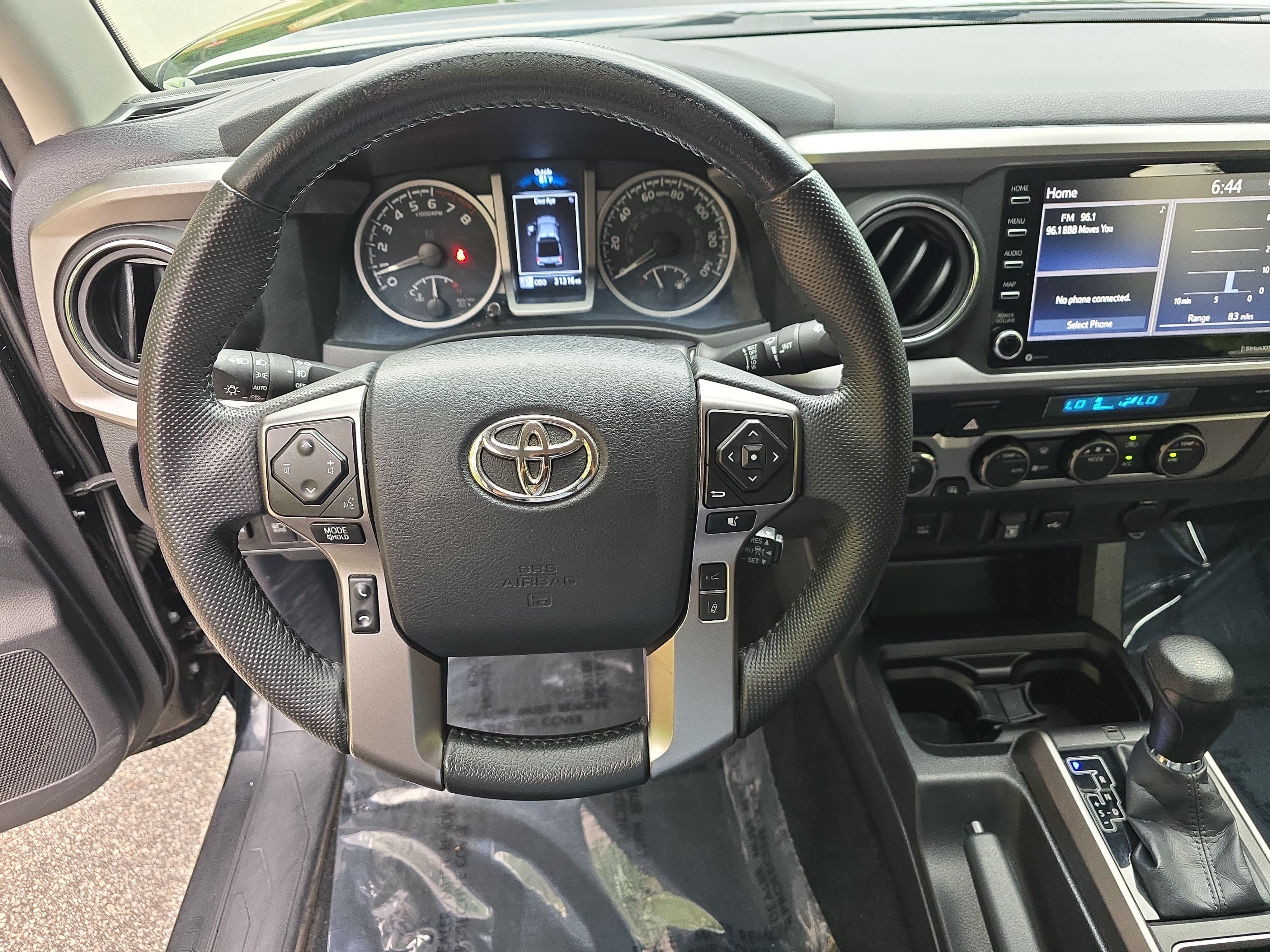 Used 2023 Toyota Tacoma SR5 w/ Technology Package AWD/4WD image 15