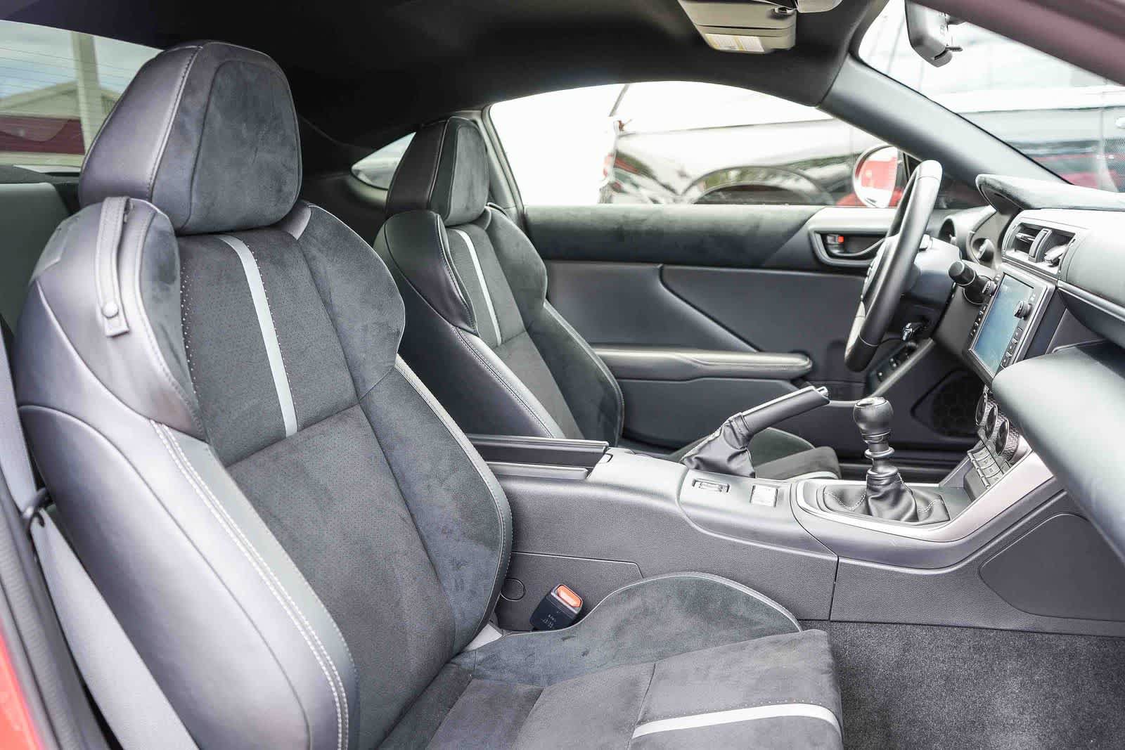Used 2023 Toyota GR86 Premium RWD image 13